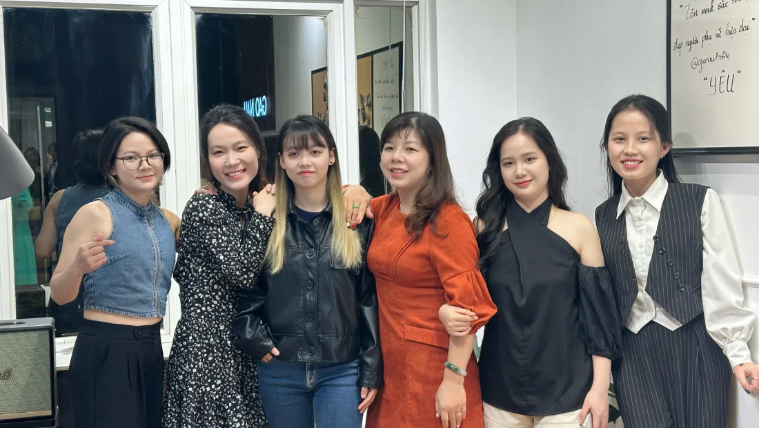 Hương Trịnh — Ảnh 9