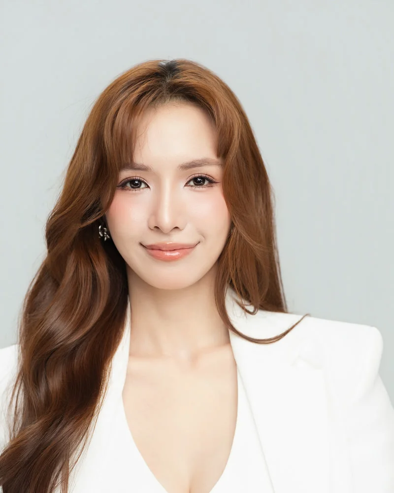 Thùy Dương — Senior Instructor